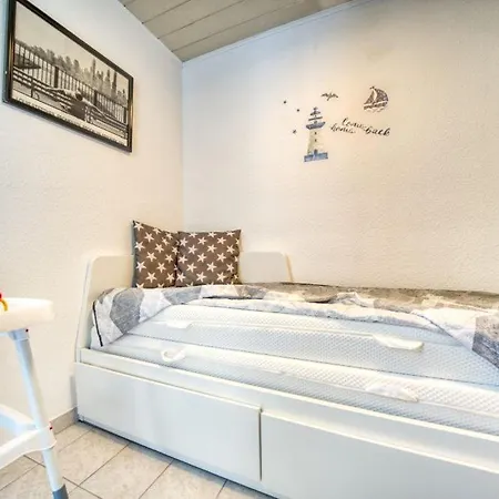 - Haus N, App 0neg01 Apartment